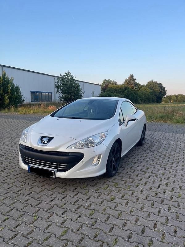Weiß Gebraucht 2009 Peugeot 308 CC Cabrio | 2.500 € (Fairer Preis) - Bild 1/4