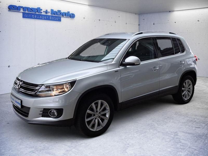 Silber Gebraucht 2016 VW Tiguan Sportline SUV | 17.450 € (Fairer Preis) - Bild 1/4