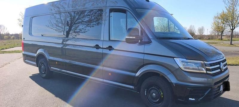 Gebraucht VW Crafter 177 PS (130 kW) 2018 Grau Van