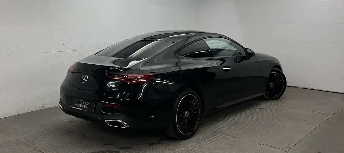 Gebraucht Mercedes CLE450 AMG 404 PS (297 kW) 2024 Schwarz Coupé