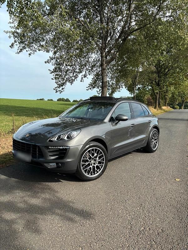 Gebraucht Porsche Macan Turbo 340 PS (250 kW) 2015 Grau SUV