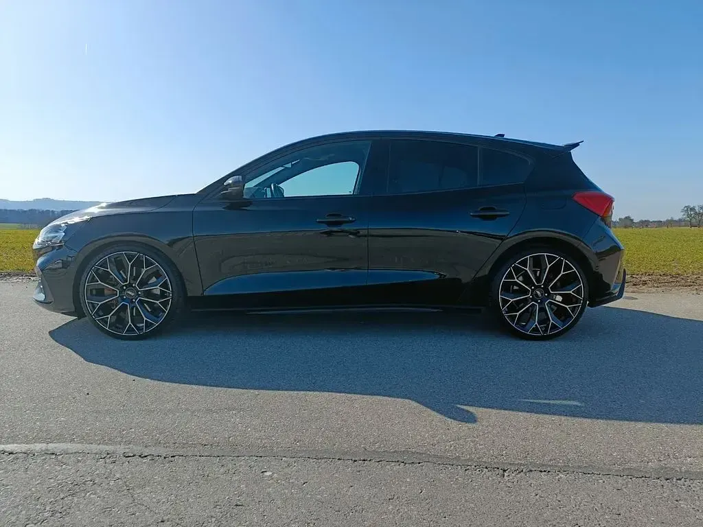 Gebraucht Ford Focus ST 190 PS (139 kW) 2019 Schwarz Limousine