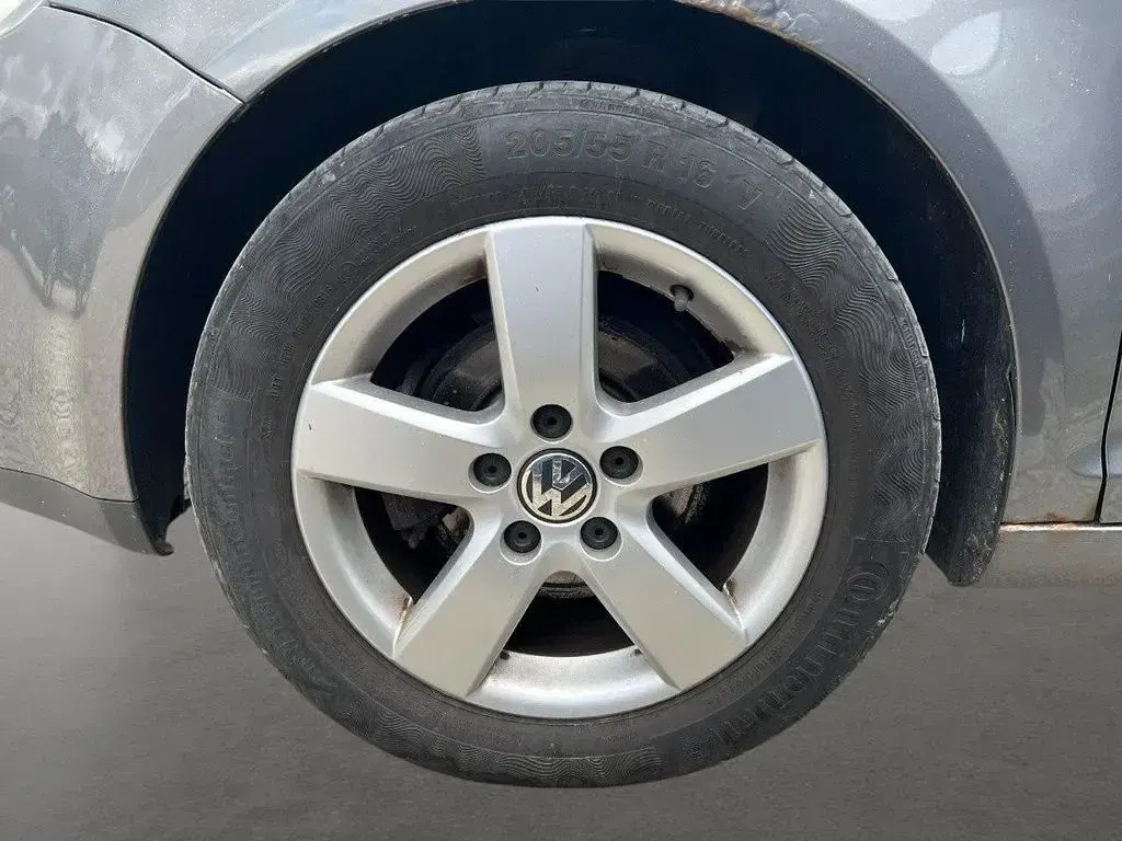 Second-hand VW Golf VI United 102 CP (75 kW) 2008 Gri Hatchback
