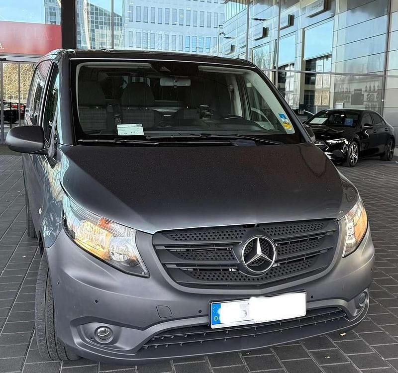 Gebraucht Mercedes Vito 136 PS (100 kW) 2018 Grün Van