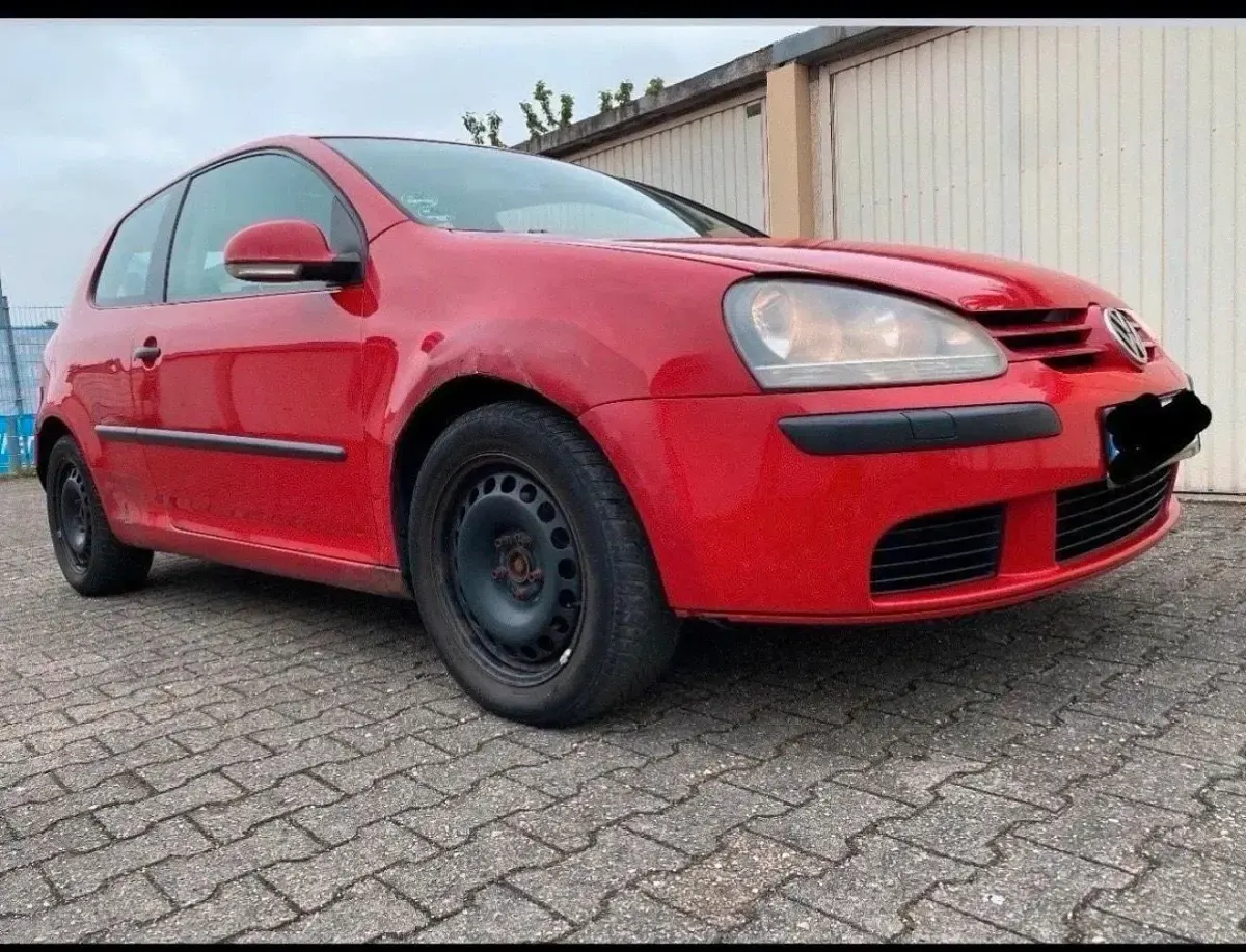 Gebraucht VW Golf IV 105 PS (77 kW) 2004 Rot Limousine