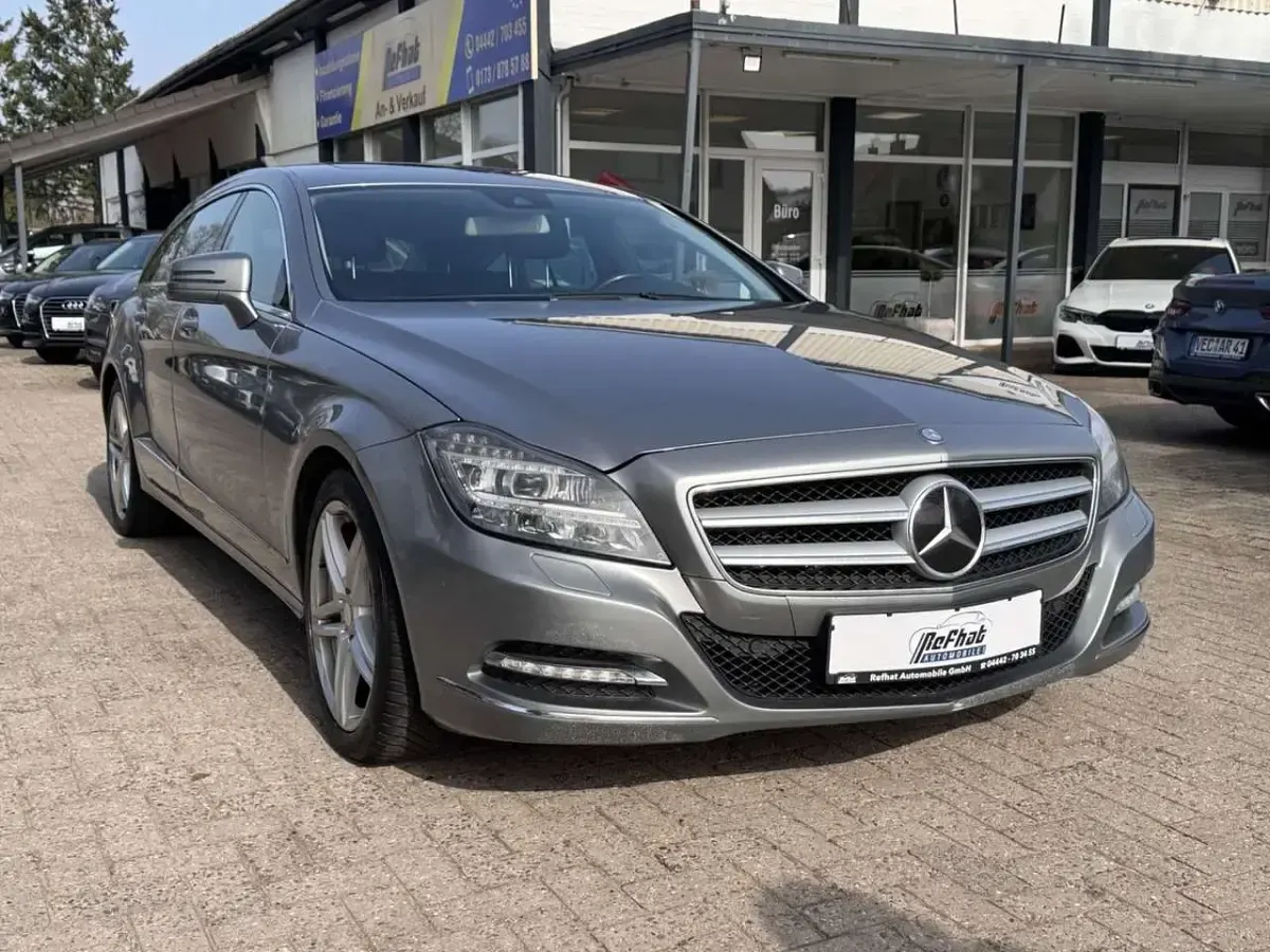 Gebraucht Mercedes CLS350 265 PS (194 kW) 2013 Palladiumsilber Coupé