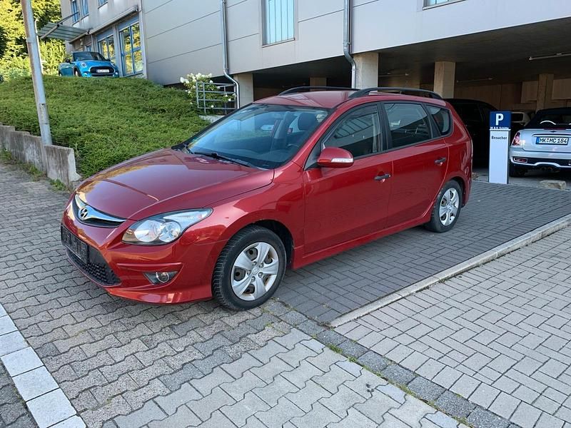 Gebraucht 2012 Hyundai i30 Kombi | 3.999 € (Guter Preis) - Bild 1/4