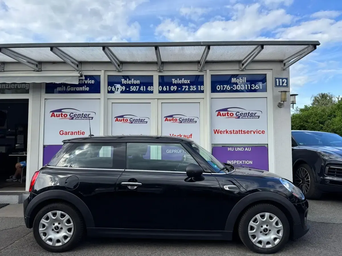 Gebraucht Mini ONE 75 PS (55 kW) 2017 Schwarz Kleinwagen