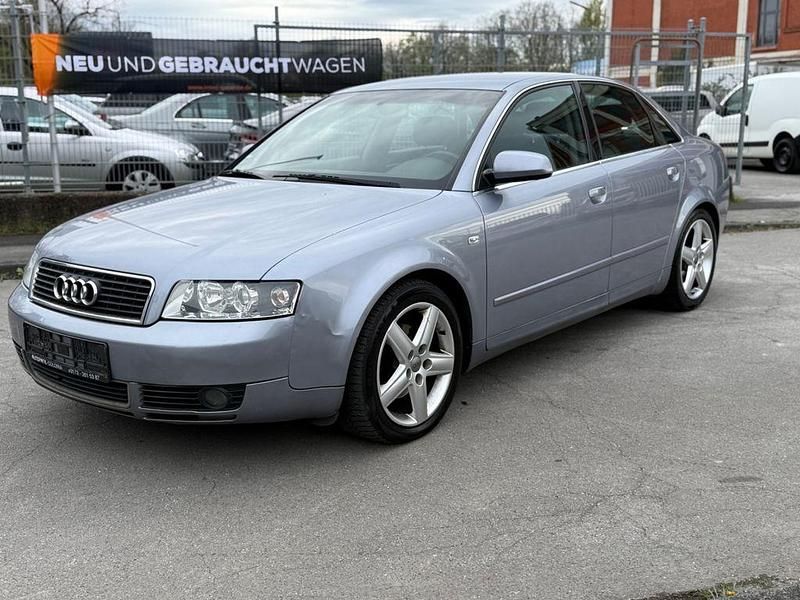 Gebraucht Audi A4 131 PS (96 kW) 2003 Silber Limousine