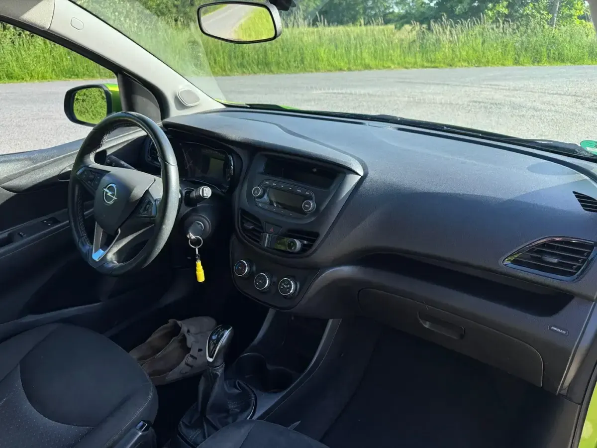 Gebraucht Opel Karl Edition 75 PS (55 kW) 2016 Grün Kleinwagen