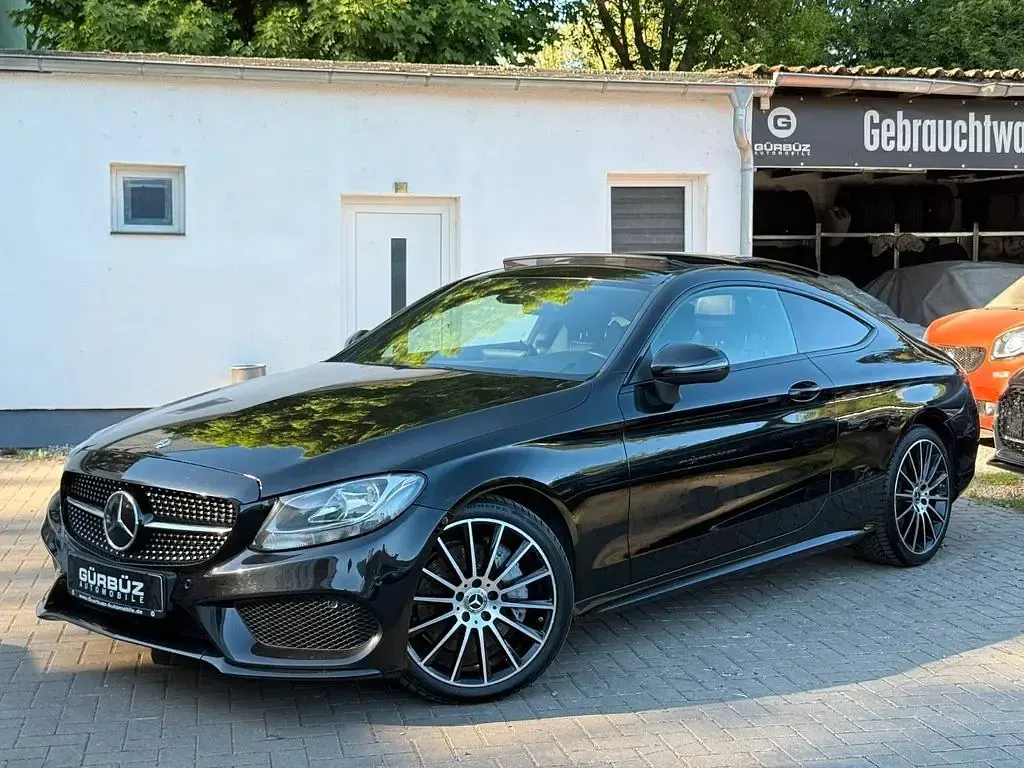 Gebraucht Mercedes C250 AMG line 204 PS (150 kW) 2017 Schwarz Coupé