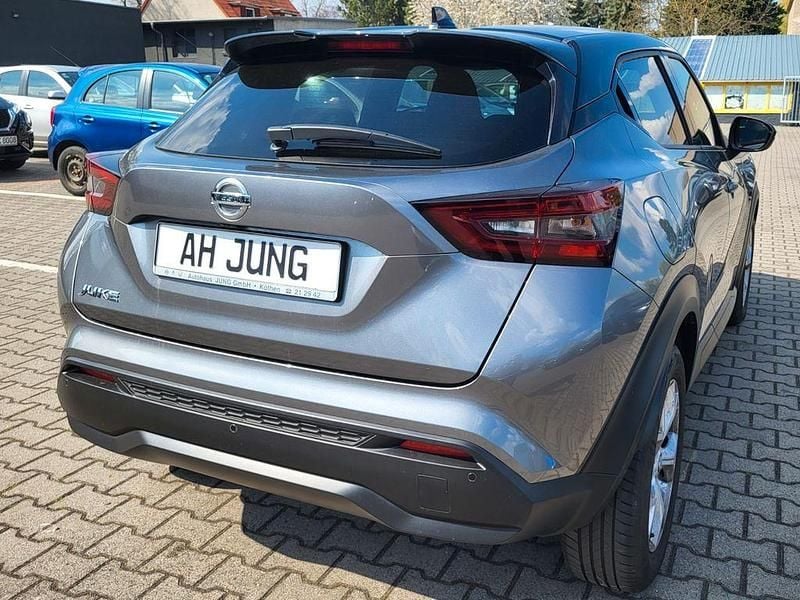 Gebraucht Nissan Juke N-Connecta 114 PS (83 kW) 2022 Grau SUV