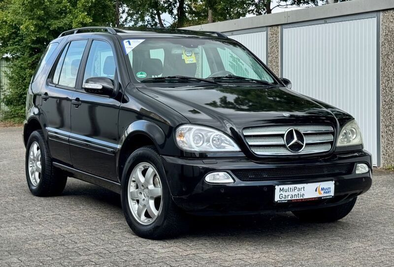 Schwarz Gebraucht 2003 Mercedes ML270 SUV | 7.600 € (Fairer Preis) - Bild 1/4