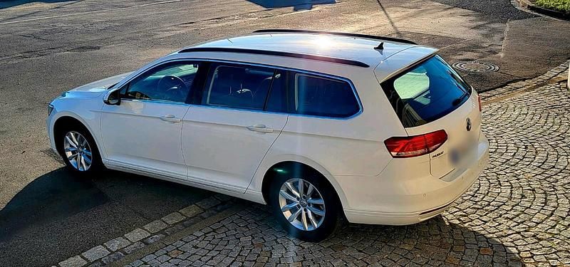 Gebraucht VW Passat 120 PS (88 kW) 2016 Weiß Kombi