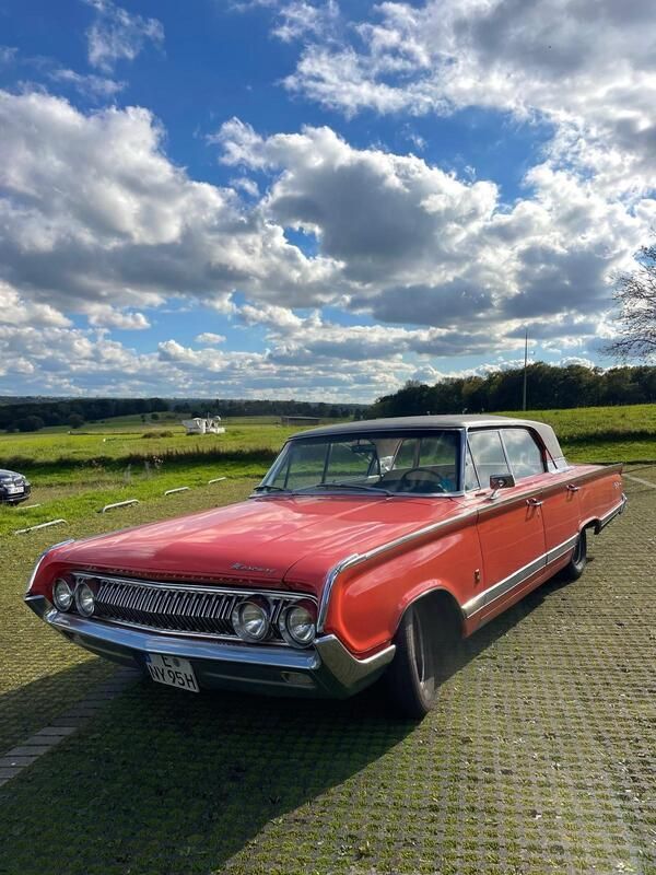 Orange Gebraucht 1964 Ford V8 Limousine | 12.999 € - Bild 1/4