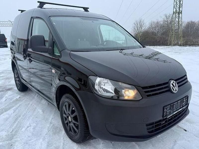 Second-hand VW Caddy 75 CP (55 kW) 2013 Negru Monovolum