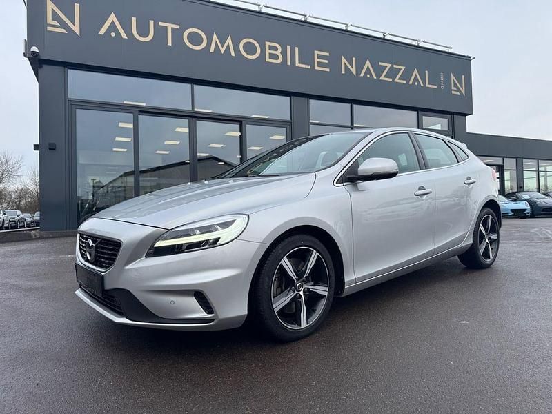 Gebraucht Volvo V40 R-Design 150 PS (110 kW) 2019 Silber Limousine