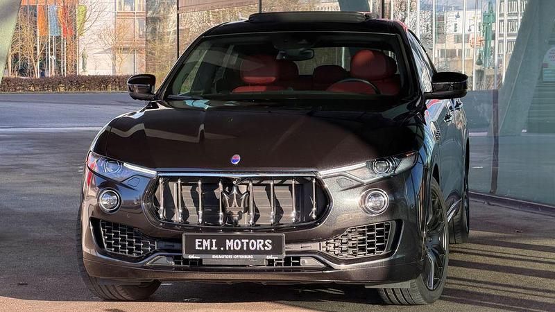Gebraucht Maserati Levante 430 PS (316 kW) 2017 Schwarz SUV