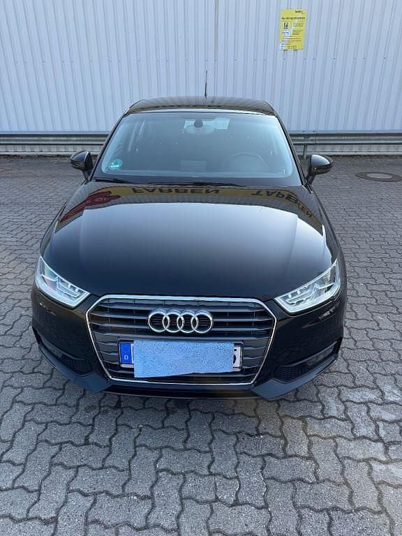 Schwarz Gebraucht 2017 Audi A1 Sportback Sport Kleinwagen | 9.800 € (Fairer Preis) - Bild 1/4