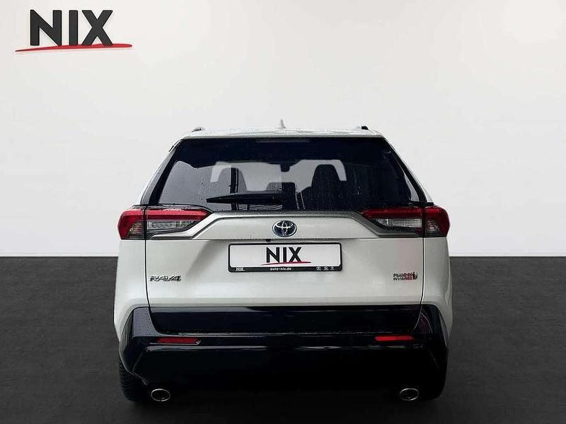 Gebraucht Toyota RAV4 Hybrid 305 PS (224 kW) 2022 White pearl cs SUV
