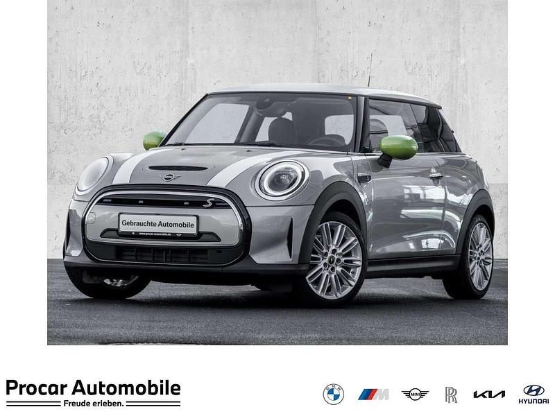 Gebraucht Mini Cooper SE Classic 135 kW (184 PS) 2023 Melting silver iii Kleinwagen