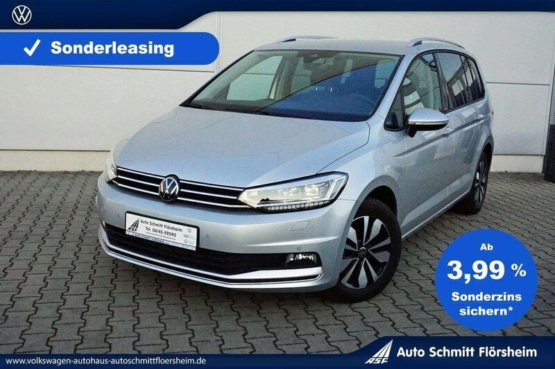 Reflexsilber metallic Gebraucht 2024 VW Touran Move Van / Kleinbus | 37.990 € (Fairer Preis) - Bild 1/4