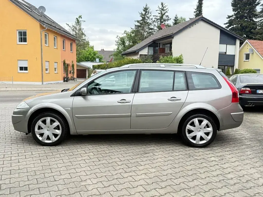 Używany Renault Mégane II 135 KM (99 kW) 2007 Sedan/Limuzyna