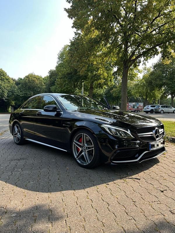Schwarz Gebraucht 2016 Mercedes C63S AMG AMG Limousine | 38.999 € (Fairer Preis) - Bild 1/4