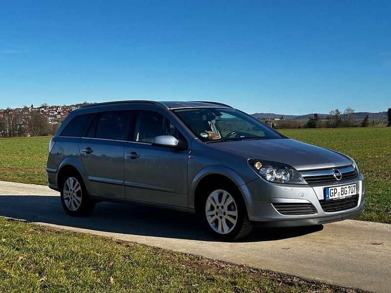 Gebraucht Opel Astra Cosmo 105 PS (77 kW) 2005 Grau Limousine
