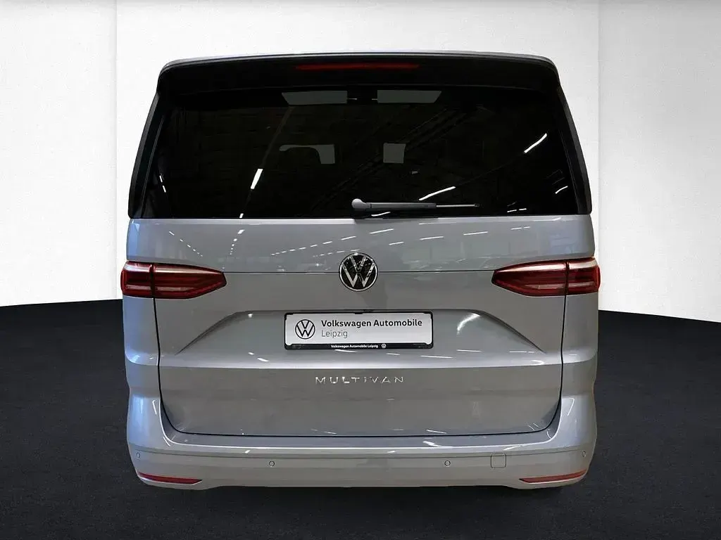 Neu VW Multivan 204 PS (150 kW) 2026 Silber Van / Kleinbus