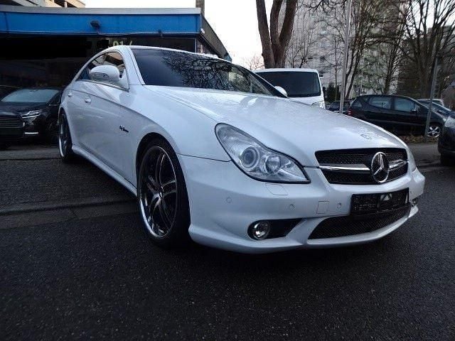 Weiß Gebraucht 2005 Mercedes CLS500 Limousine | 6.999 € - Bild 1/4