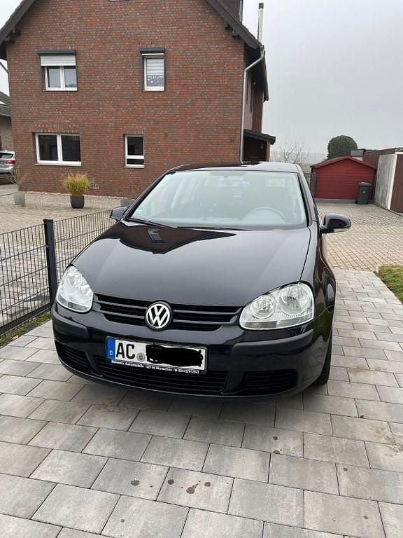 Schwarz Gebraucht 2004 VW Golf Edition Limousine | 990 € (Superpreis) - Bild 1/4