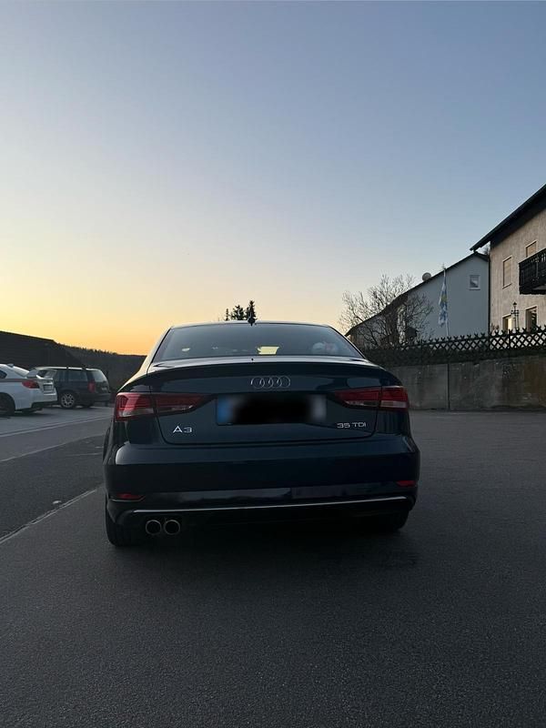 Second-hand Audi A3 Design 150 CP (110 kW) 2020 Albastru Berlinǎ