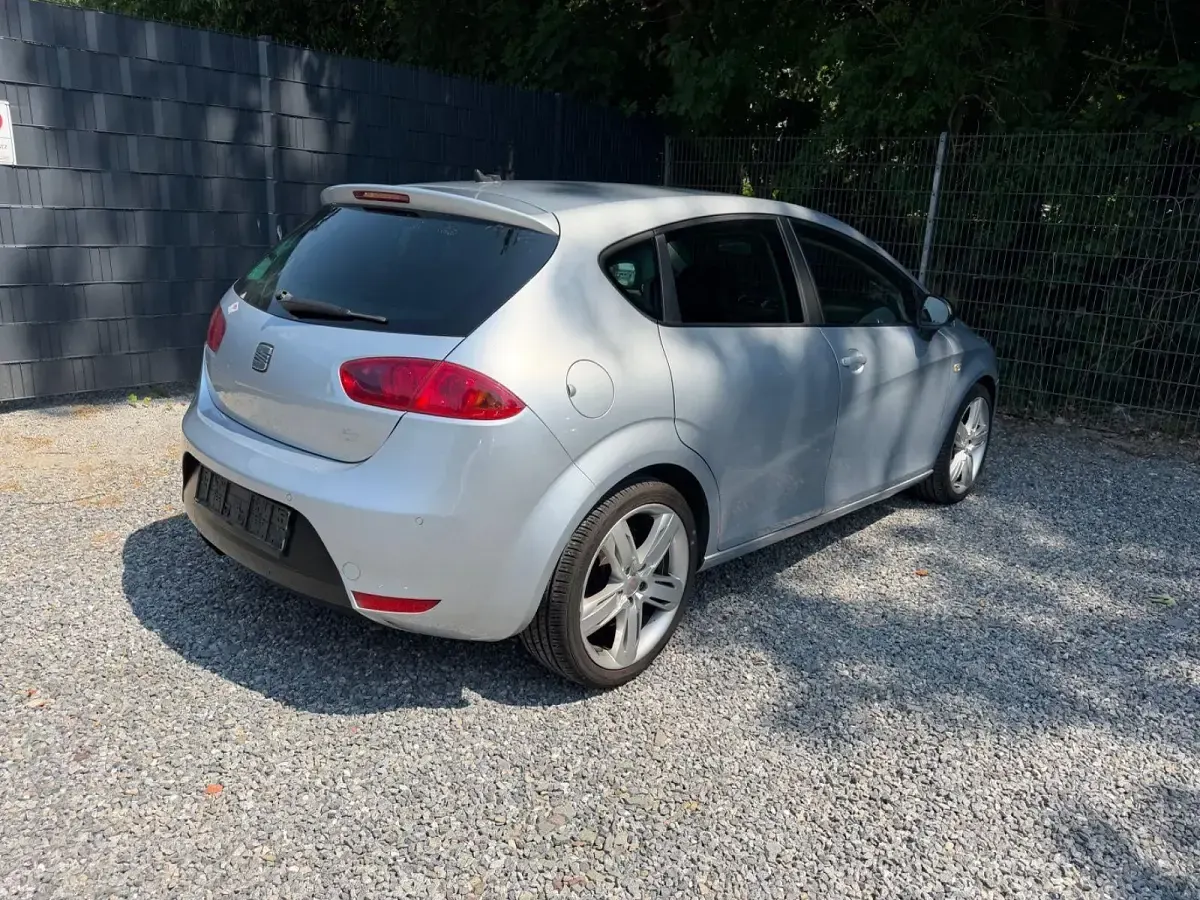 Gebraucht Seat Leon FR 211 PS (155 kW) 2011 Silber Kleinwagen