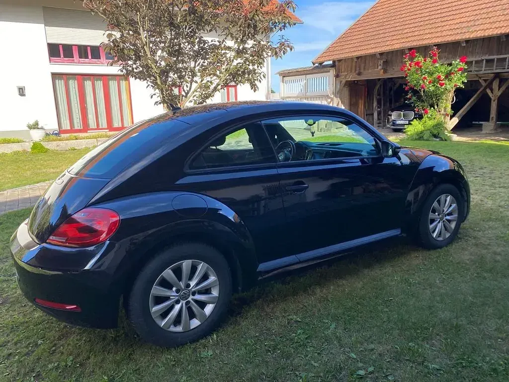 Gebraucht VW Beetle 105 PS (77 kW) 2016 Schwarz Kleinwagen