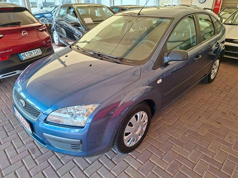 Gebraucht Ford Focus 116 PS (85 kW) 2005 Blau Limousine