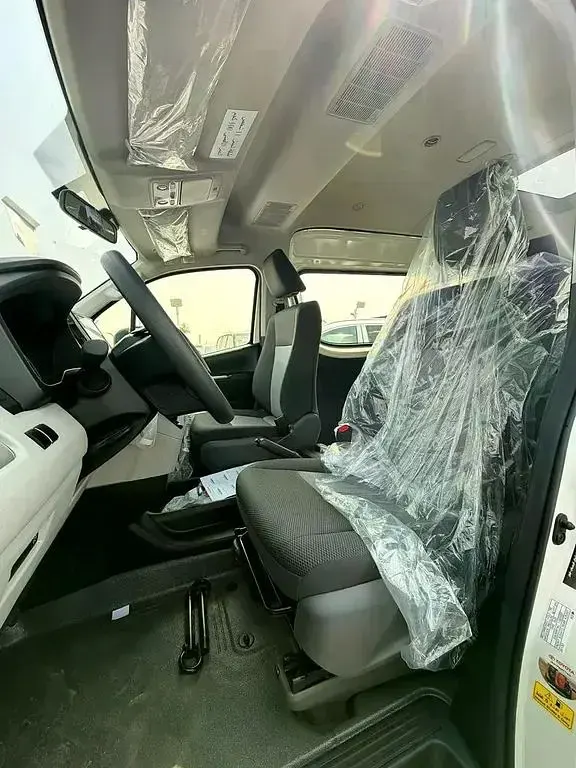 Neu Toyota HiAce 150 PS (110 kW) 2026 Weiß Van