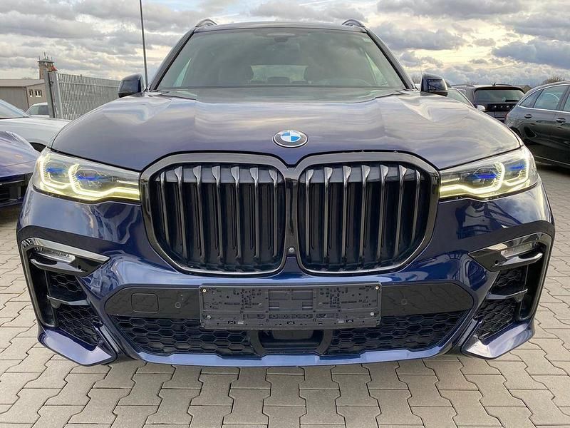 Gebraucht BMW X7 M Sport 340 PS (250 kW) 2022 Blau SUV