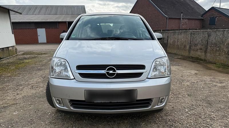 Gebraucht Opel Meriva 90 PS (66 kW) 2005 Silber Van / Kleinbus
