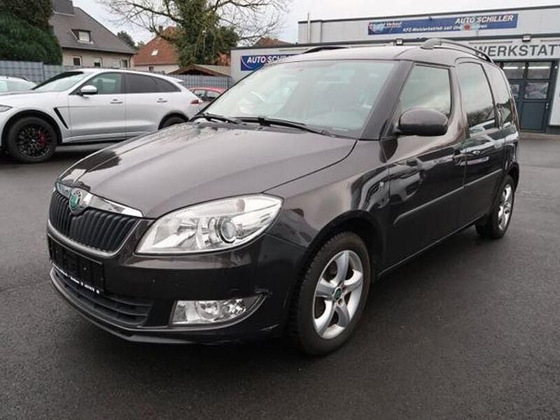 Braun Gebraucht 2011 Skoda Roomster Plus Edition Van / Kleinbus | 2.450 € (Guter Preis) - Bild 1/4