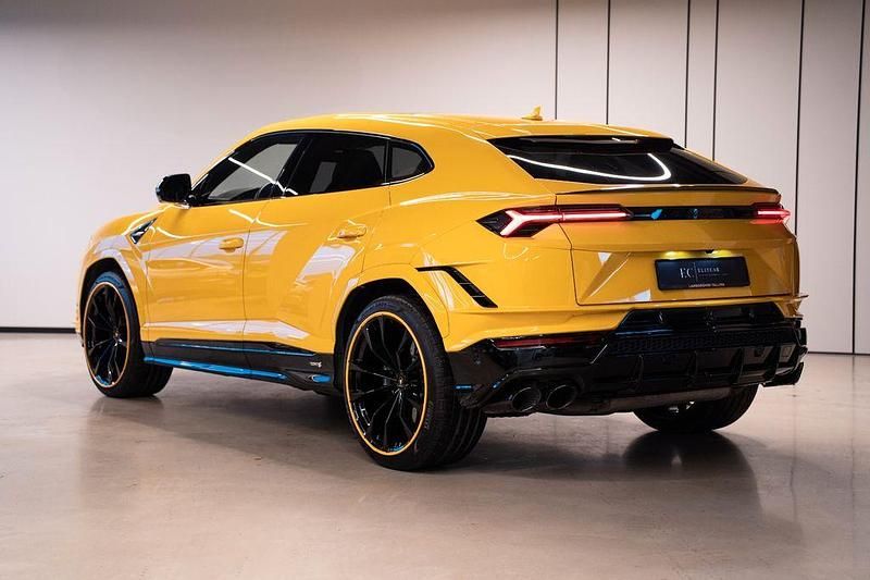Second-hand Lamborghini Urus 666 CP (489 kW) 2023 Galben SUV