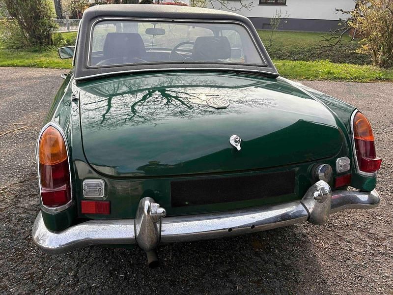 Usata MG B 95 CV (69 kW) 1971 Verde Cabrio