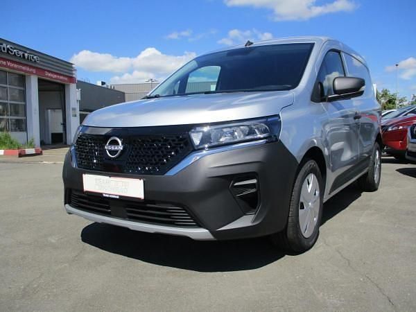 Grau (grey highland) Gebraucht 2023 Nissan Townstar Acenta Van | 28.990 € (Teuer) - Bild 1/4