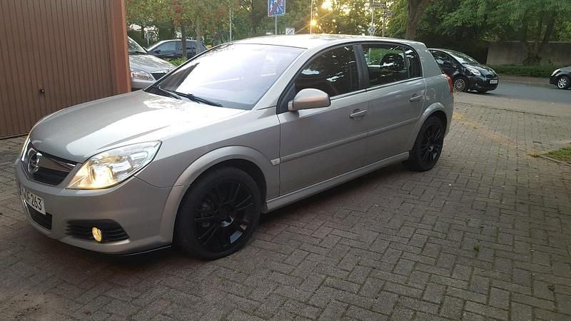 Silber Gebraucht 2008 Opel Signum Kombi | 2.350 € (Fairer Preis) - Bild 1/4