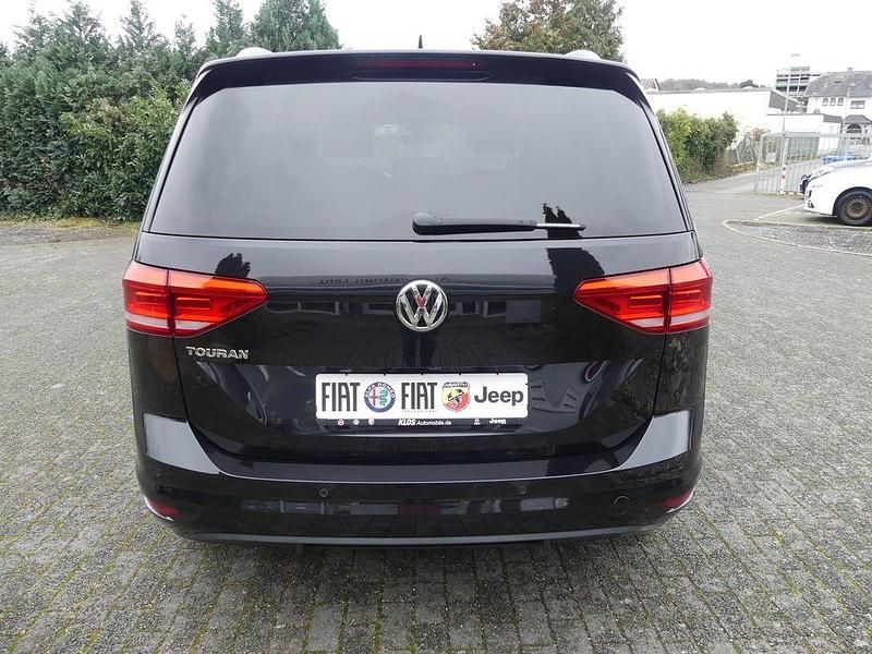 Gebraucht VW Touran IQ Drive 150 PS (110 kW) 2020 Schwarz Van / Kleinbus