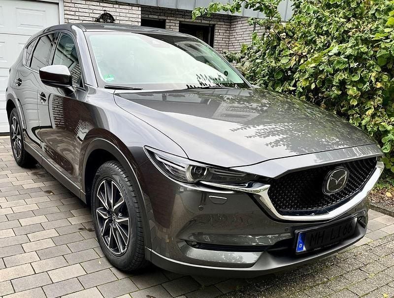 Grau Gebraucht 2019 Mazda CX-5 Sports-Line SUV | 25.900 € (Guter Preis) - Bild 1/4