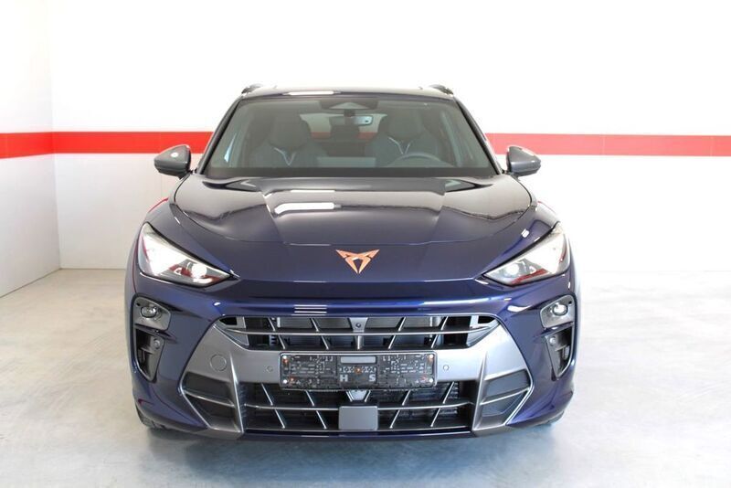 Neu Cupra Terramar VZ 265 PS (194 kW) 2025 Blau (cosmosblaumetallic) SUV