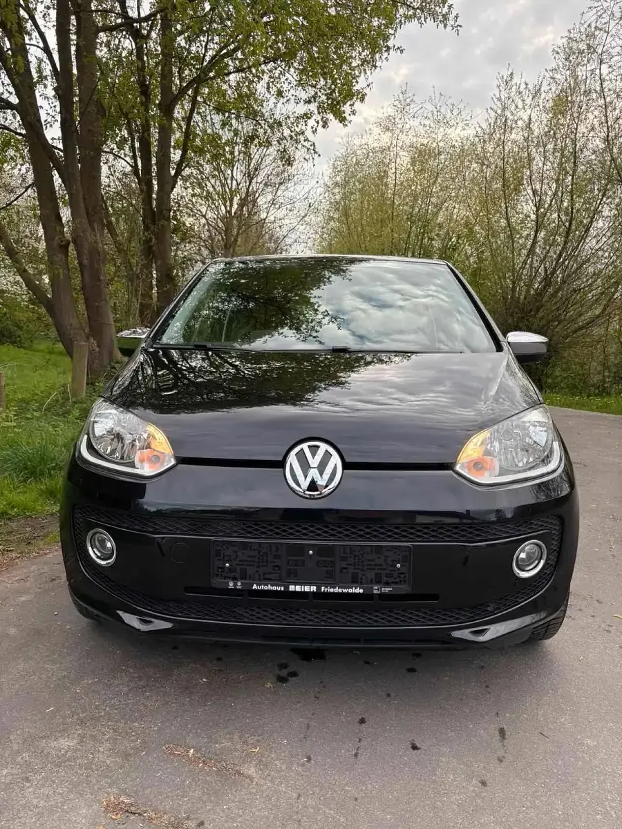 Second-hand VW up! 75 CP (55 kW) 2012 Negru Hatchback