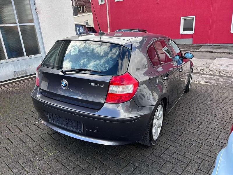 Gebraucht BMW 120 163 PS (119 kW) 2005 Sparkling graphite metallic Kleinwagen