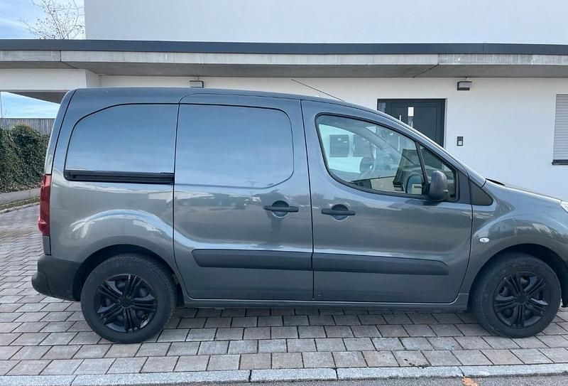 Gebraucht Citroën Berlingo 114 PS (83 kW) 2014 Grau Van / Kleinbus